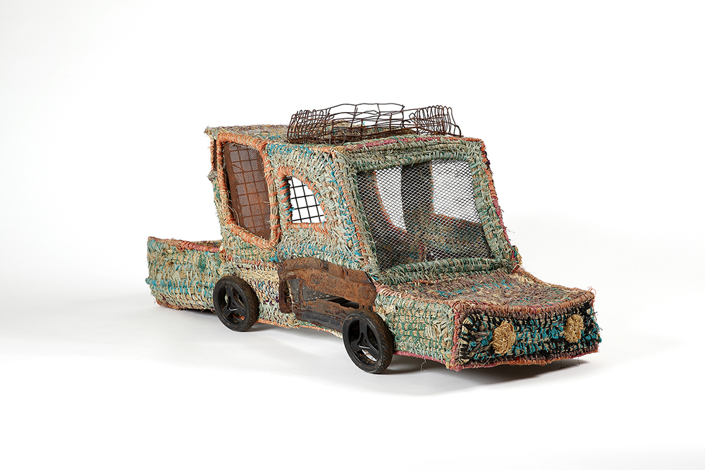 Mutuka Rikina! (Flash Car!) - Sculpture - Narelda Ken, Nyanu Ken, Sandra Ken.
