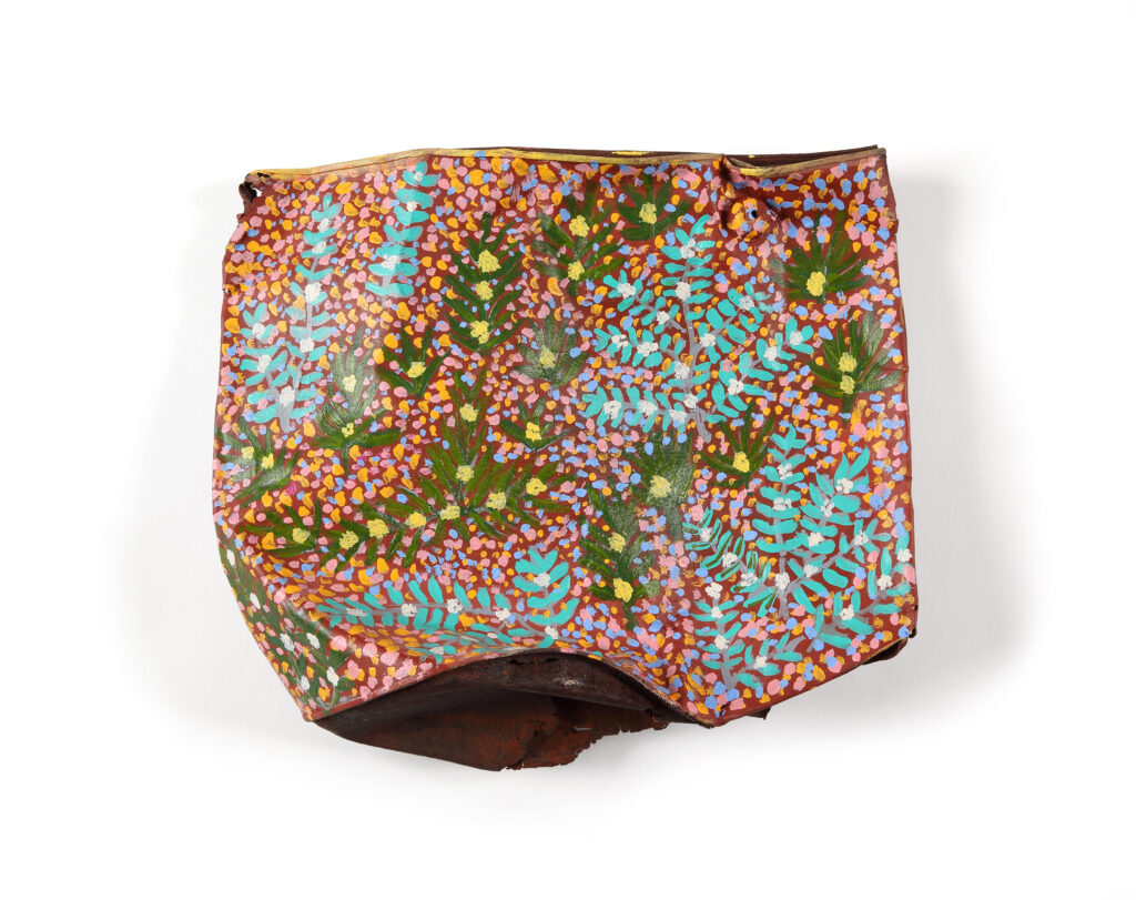 Bush flowers and bush medicine - Sculpture - Jessie Kemarr Beasley