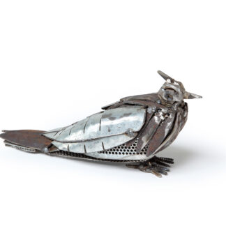 Crested pigeon sitting - Sculpture - W K