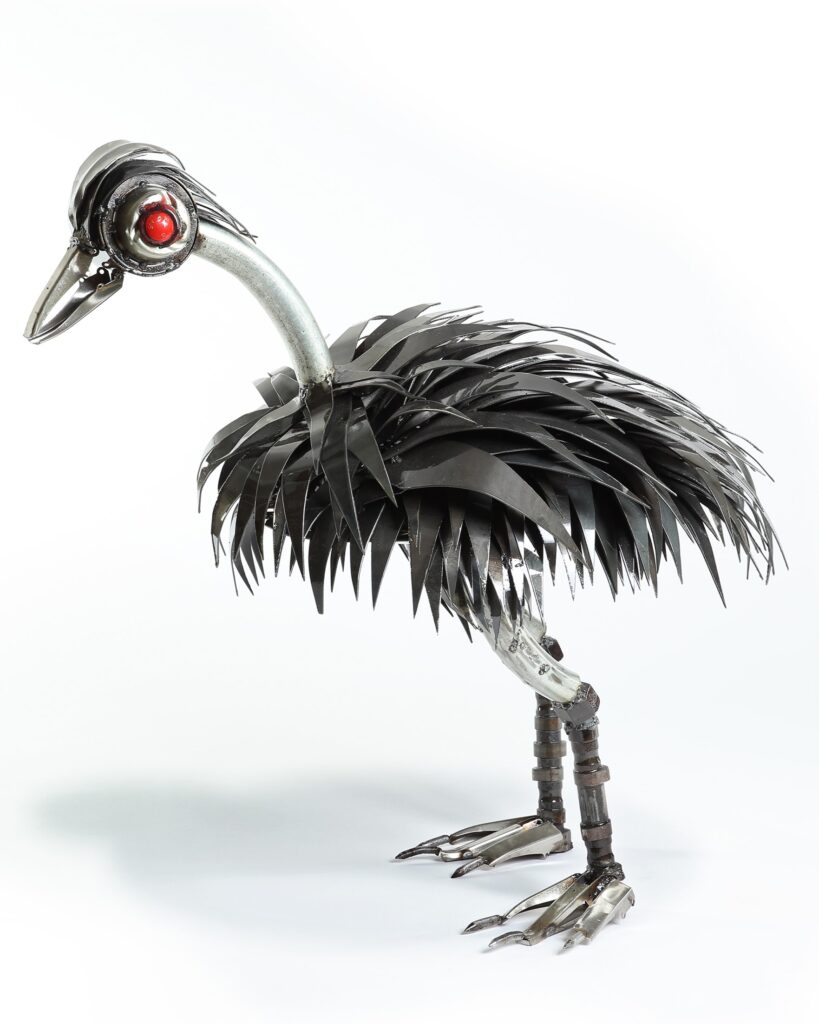 Baby emu - Sculpture - M G
